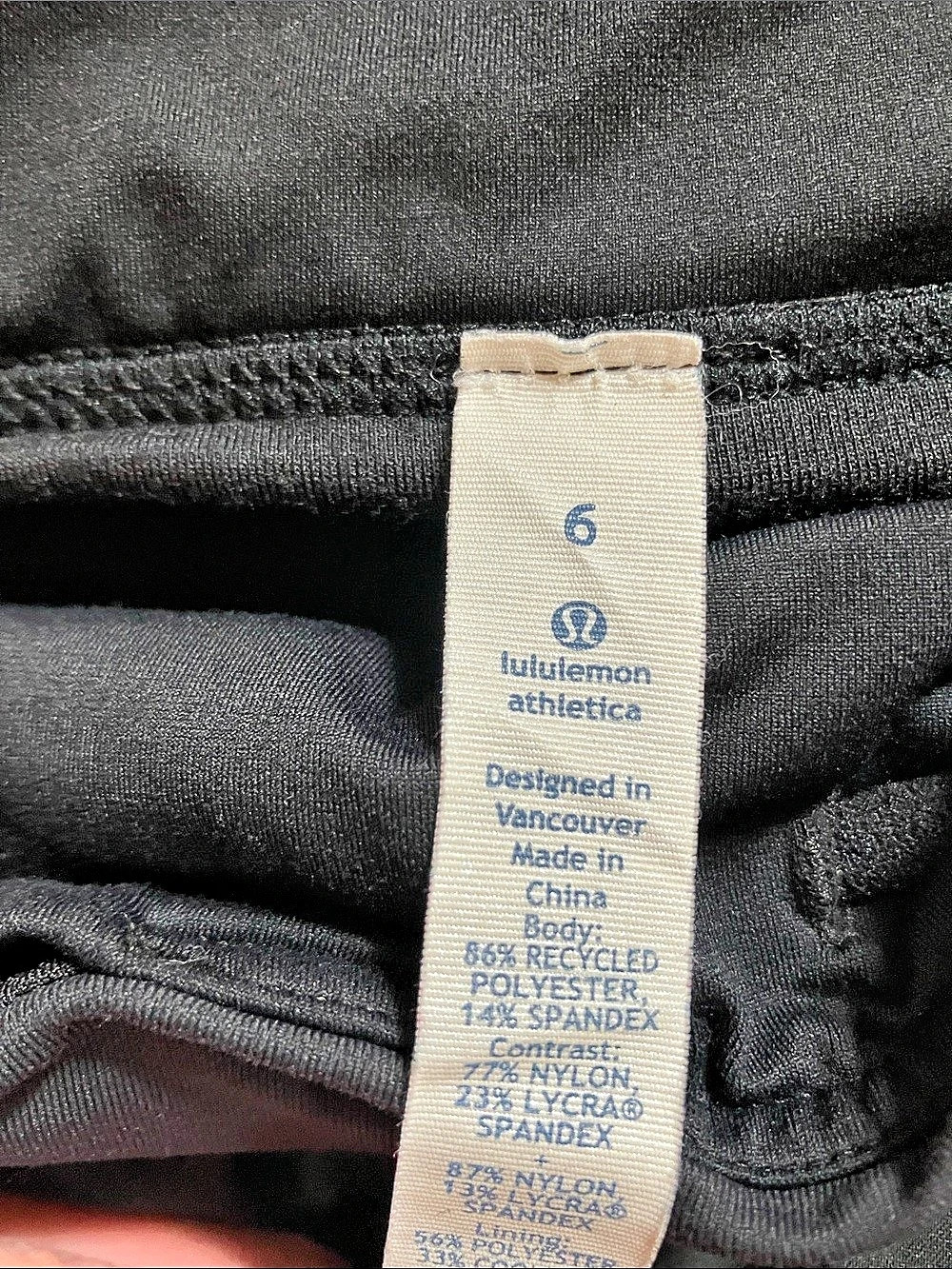 lululemon Speed Up Mid-Rise Lined Short 4" Black Size 6 - Picture 3 of 4